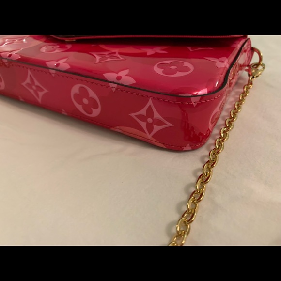 Louis Vuitton Valentines Day Vernis Pouchette Felicie - Picture 4 of 15